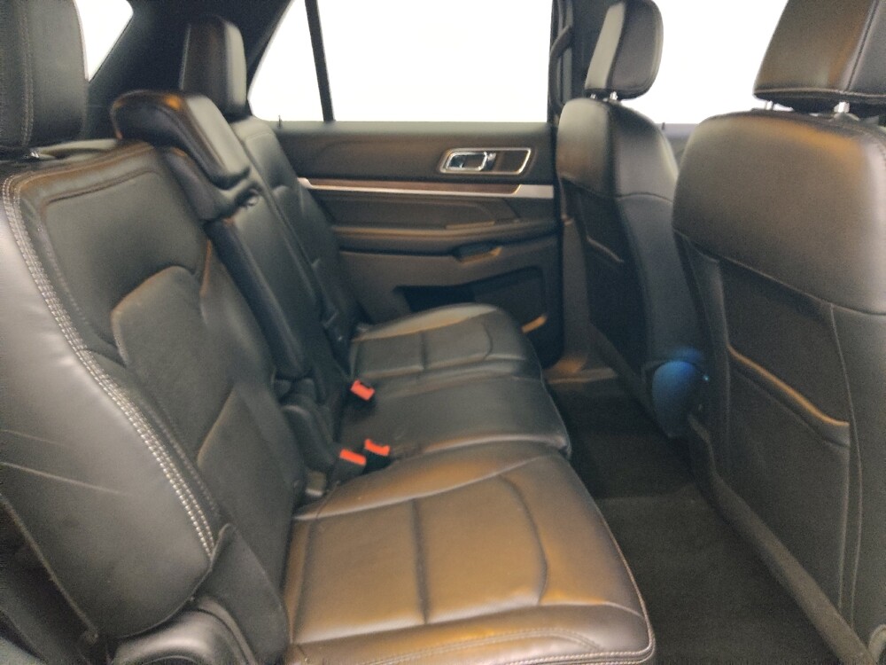 2018 Ford Explorer in Jacksonville, FL 32210 - 18135635 19