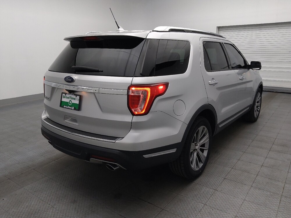 2018 Ford Explorer in Jacksonville, FL 32210 - 18135635 9