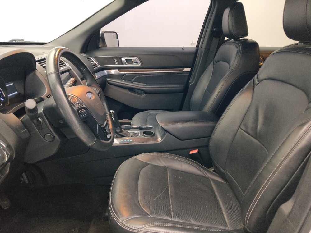 2018 Ford Explorer in Jacksonville, FL 32210 - 18135635 17
