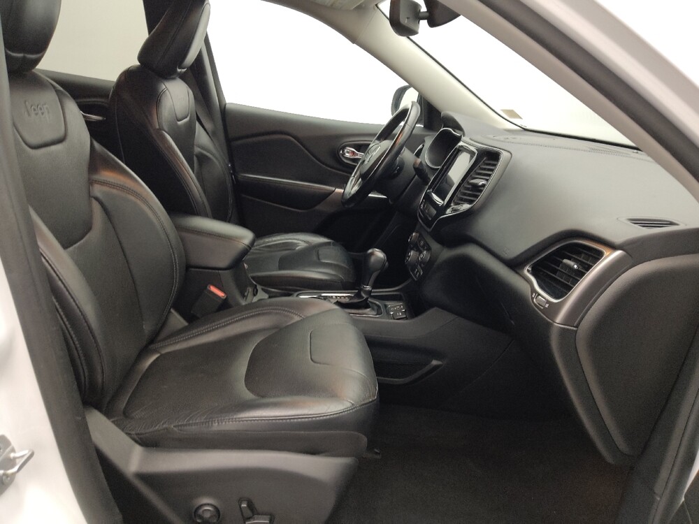 2020 Jeep Cherokee in Salem, VA 24153 - 18135636 21