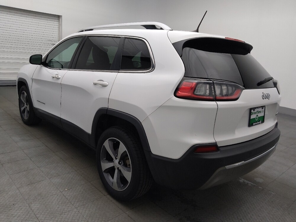 2020 Jeep Cherokee in Salem, VA 24153 - 18135636 5