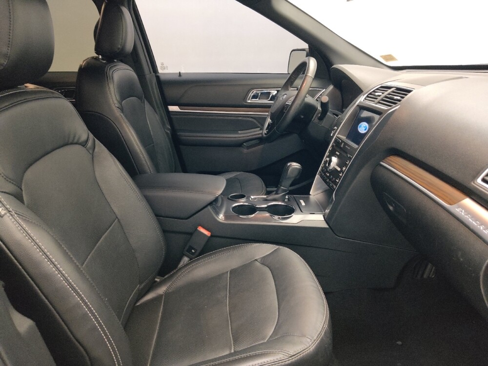 2019 Ford Explorer in Gainesville, FL 32609 - 18135638 21