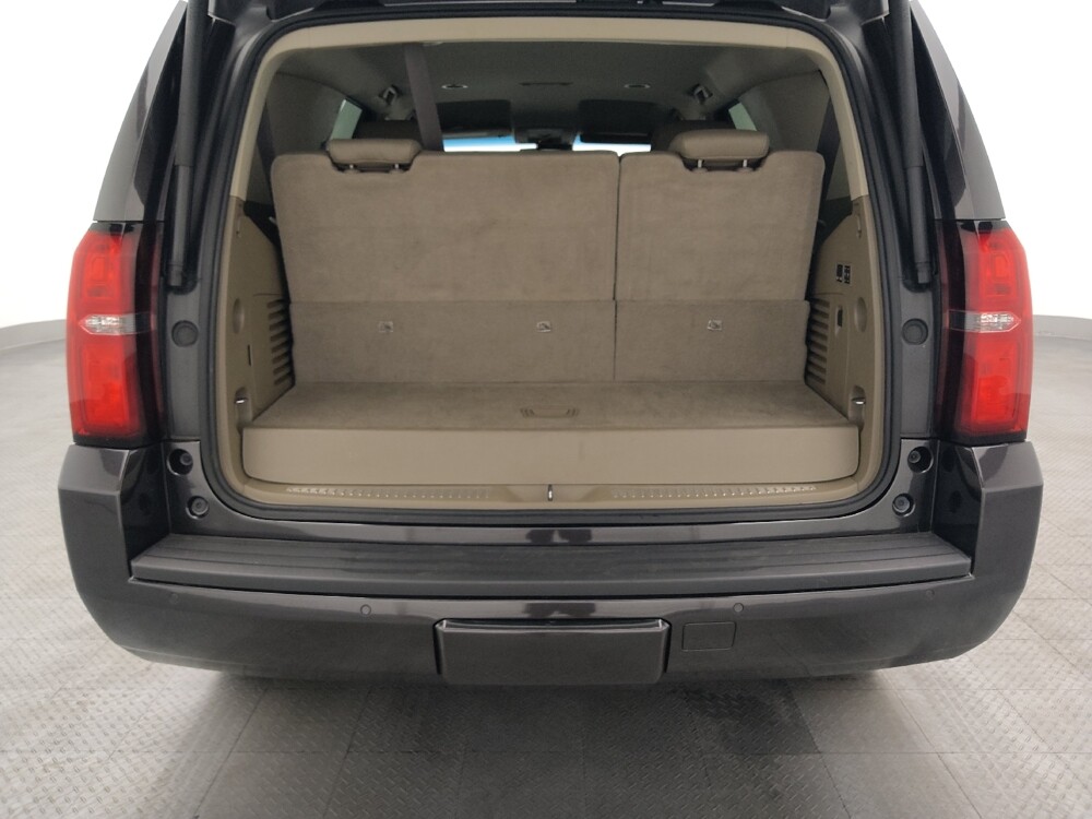 2018 Chevrolet Tahoe in Jacksonville, FL 32210 - 18135648 29