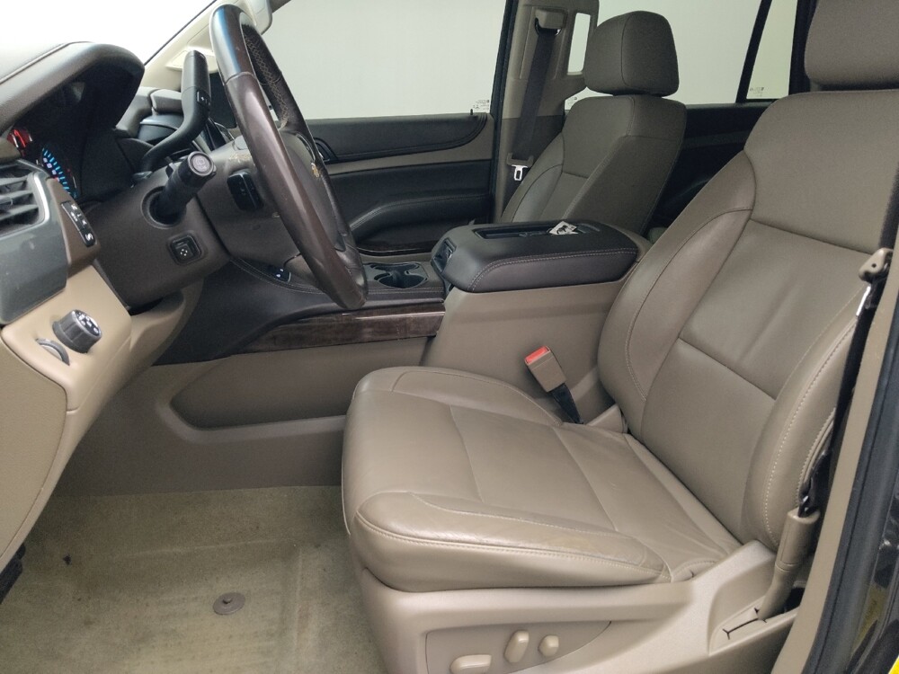 2018 Chevrolet Tahoe in Jacksonville, FL 32210 - 18135648 17