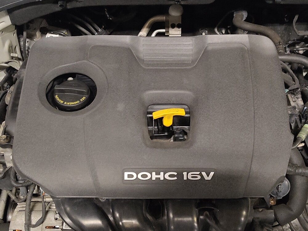 2017 Hyundai Elantra in Savannah, GA 31419 - 18135651 30