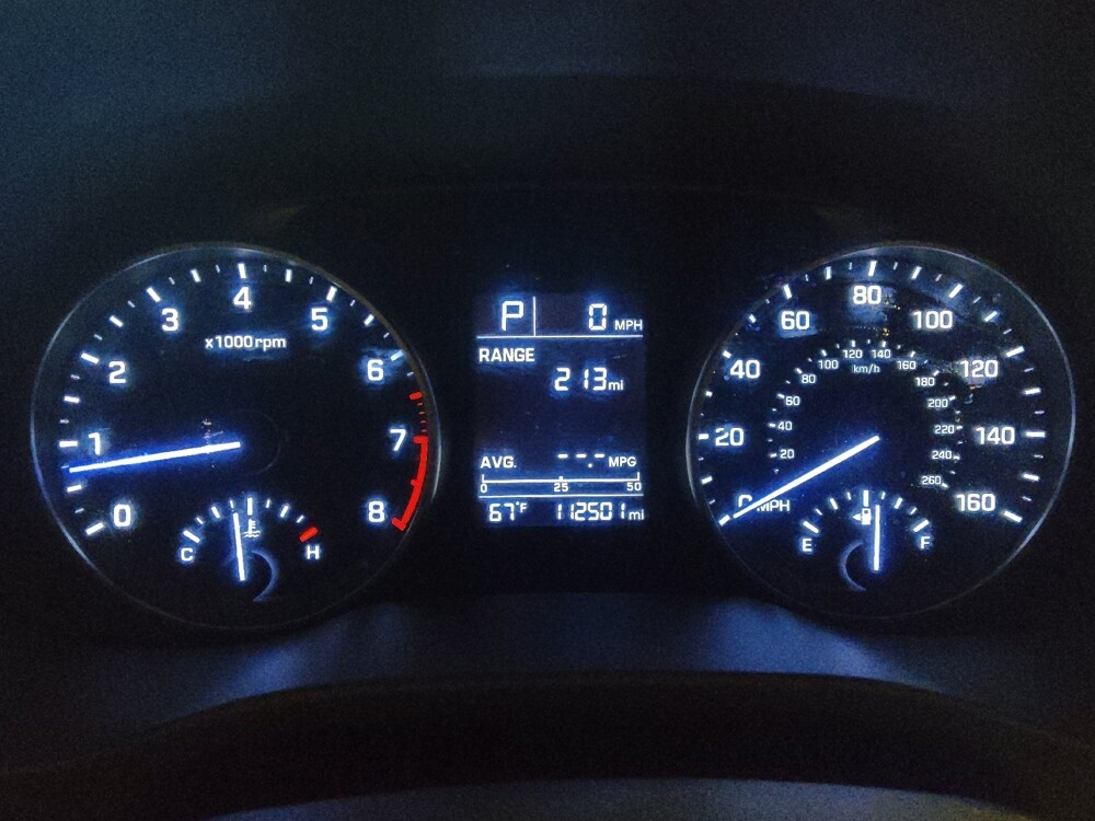 2017 Hyundai Elantra in Savannah, GA 31419 - 18135651 23