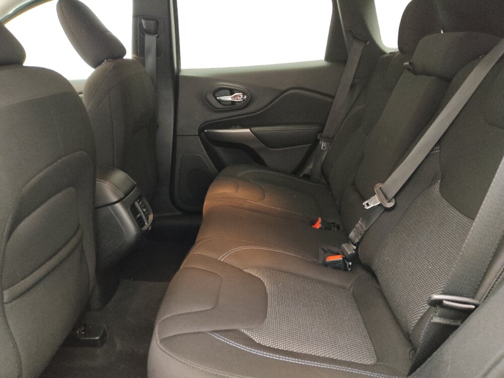 2020 Jeep Cherokee in Sanford, FL 32773 - 18135656 18