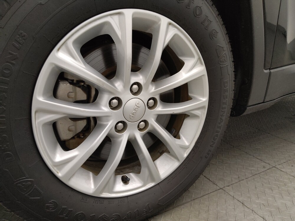 2020 Jeep Cherokee in Sanford, FL 32773 - 18135656 31