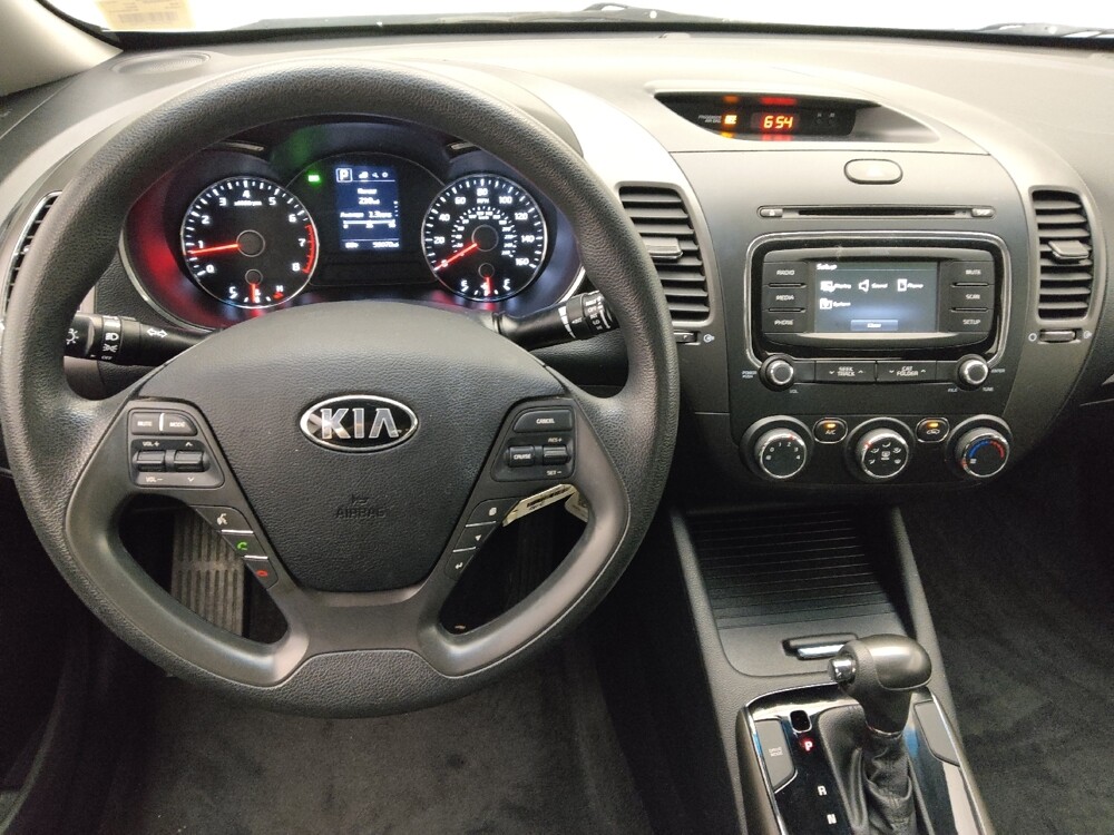 2017 Kia Forte in Savannah, GA 31419 - 18135657 22