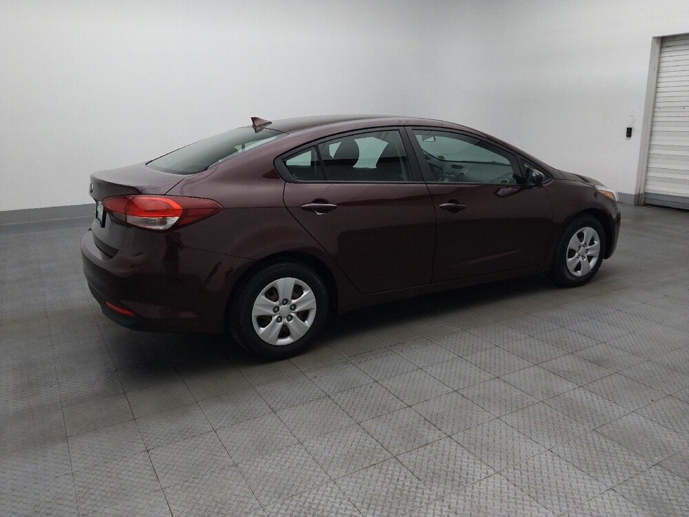 2017 Kia Forte in Savannah, GA 31419 - 18135657 10