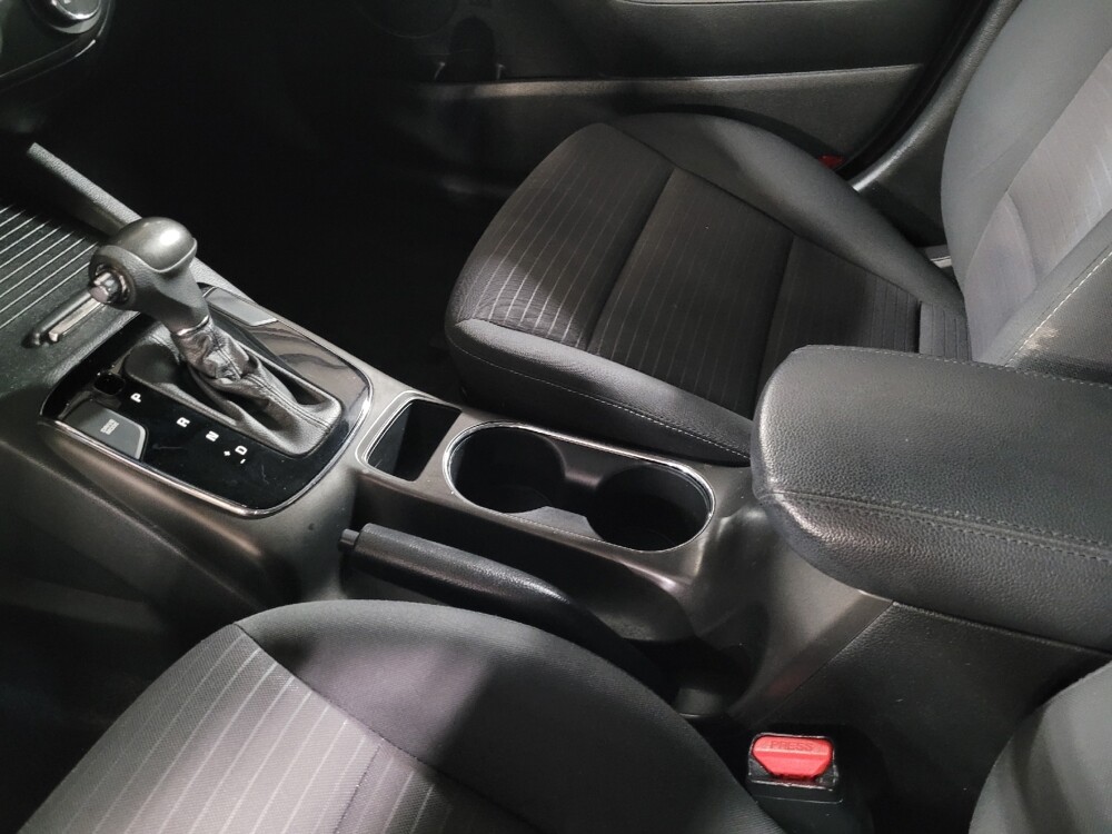 2017 Kia Forte in Savannah, GA 31419 - 18135657 26