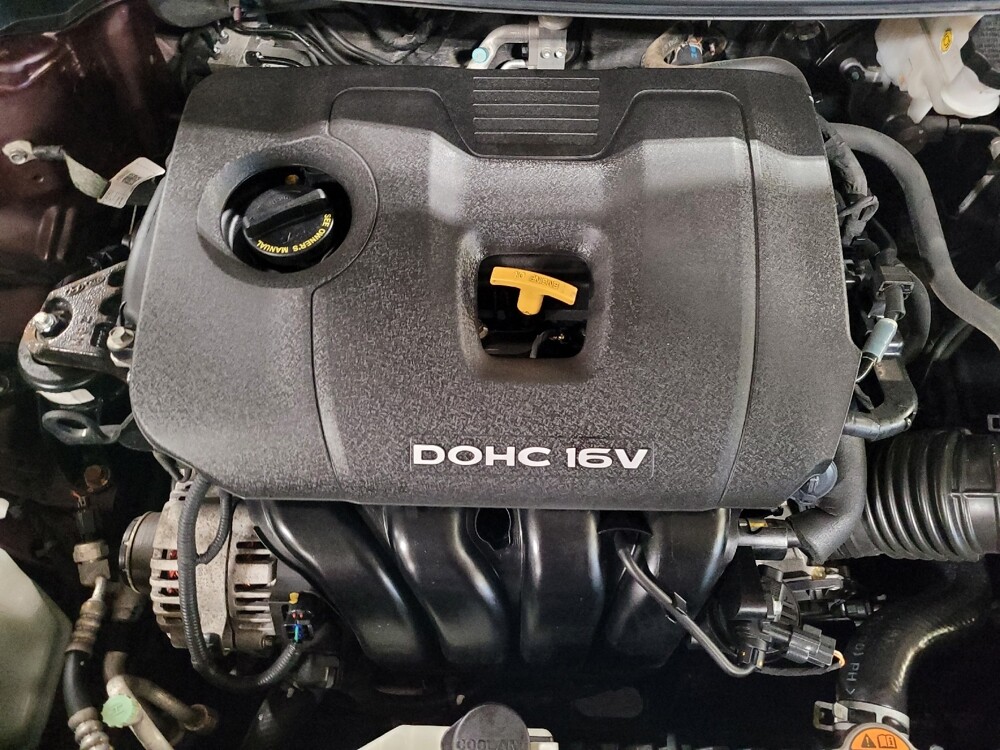 2017 Kia Forte in Savannah, GA 31419 - 18135657 30