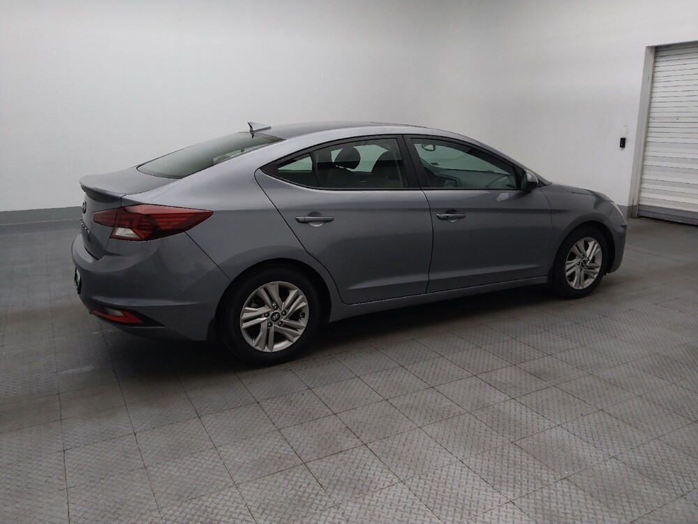 2019 Hyundai Elantra in Jacksonville, FL 32210 - 18135660 10