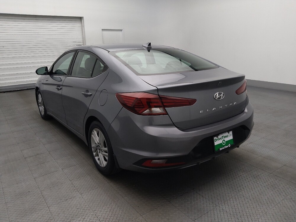 2019 Hyundai Elantra in Jacksonville, FL 32210 - 18135660 5