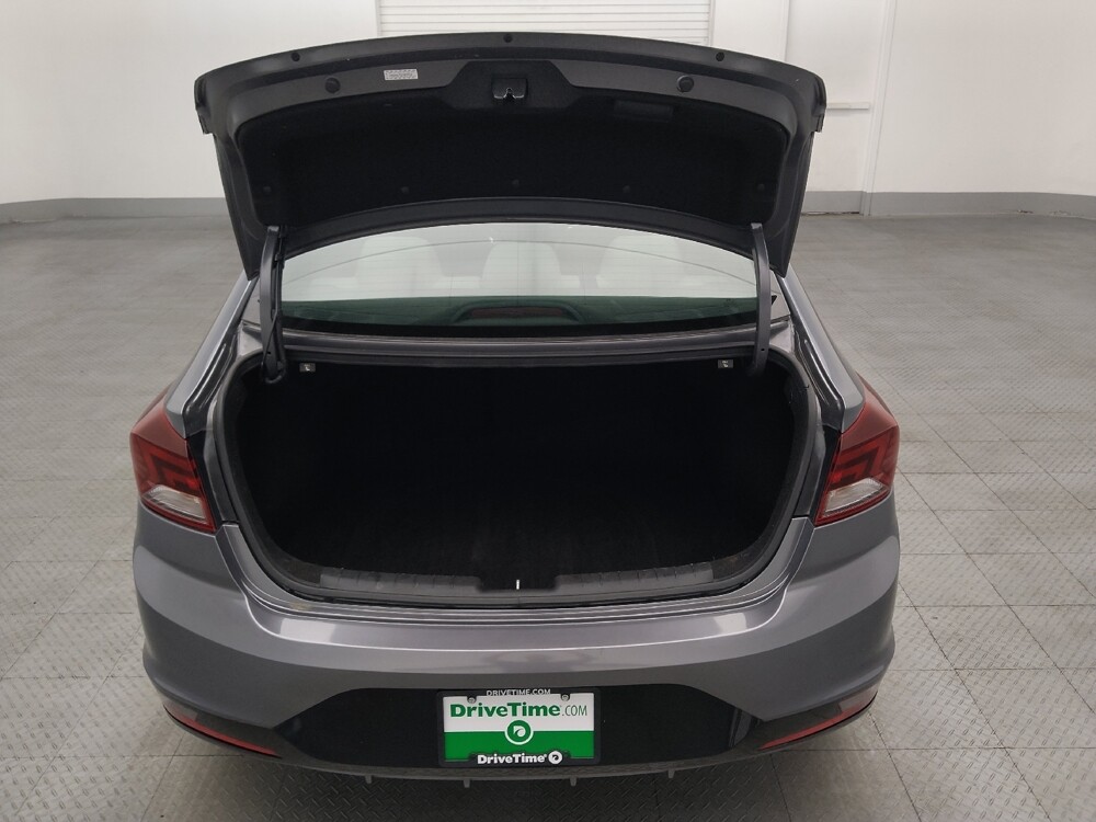 2019 Hyundai Elantra in Jacksonville, FL 32210 - 18135660 29