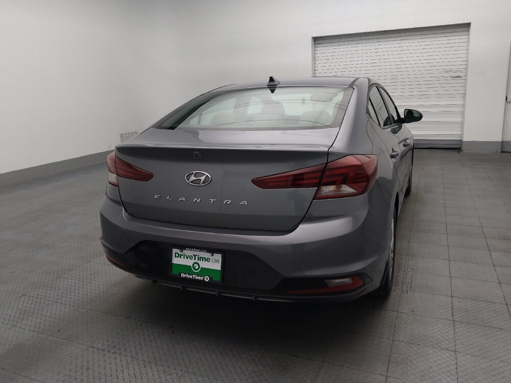 2019 Hyundai Elantra in Jacksonville, FL 32210 - 18135660 7