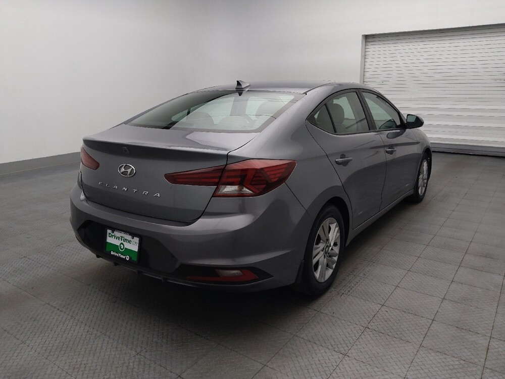 2019 Hyundai Elantra in Jacksonville, FL 32210 - 18135660 9