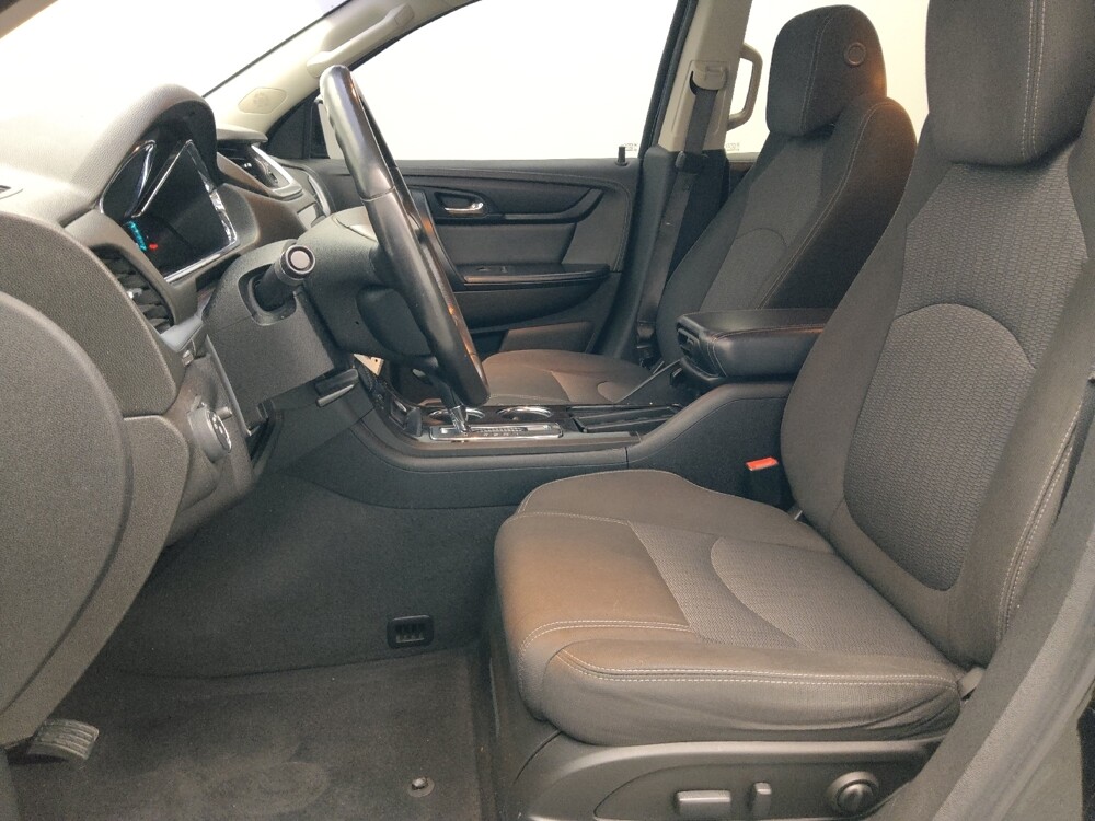 2017 Chevrolet Traverse in Jacksonville, FL 32210 - 18135661 17