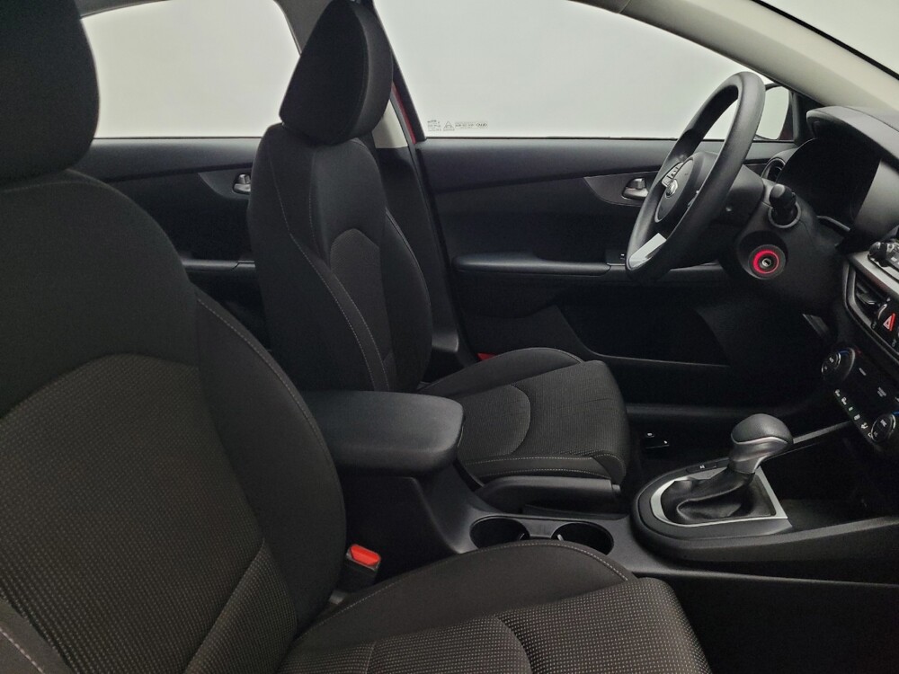 2019 Kia Forte in Jacksonville, FL 32210 - 18135665 21