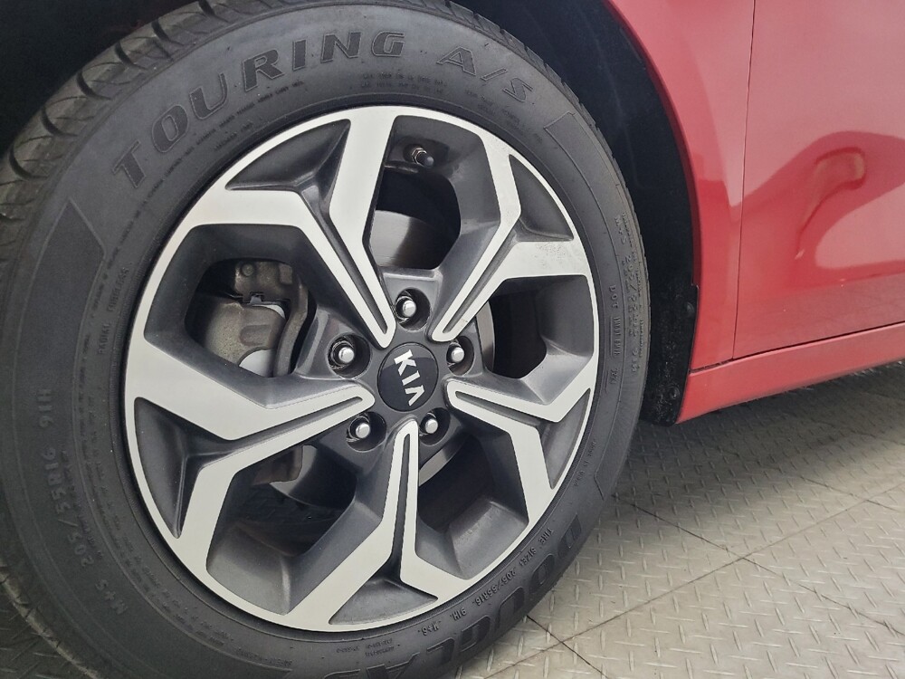 2019 Kia Forte in Jacksonville, FL 32210 - 18135665 31