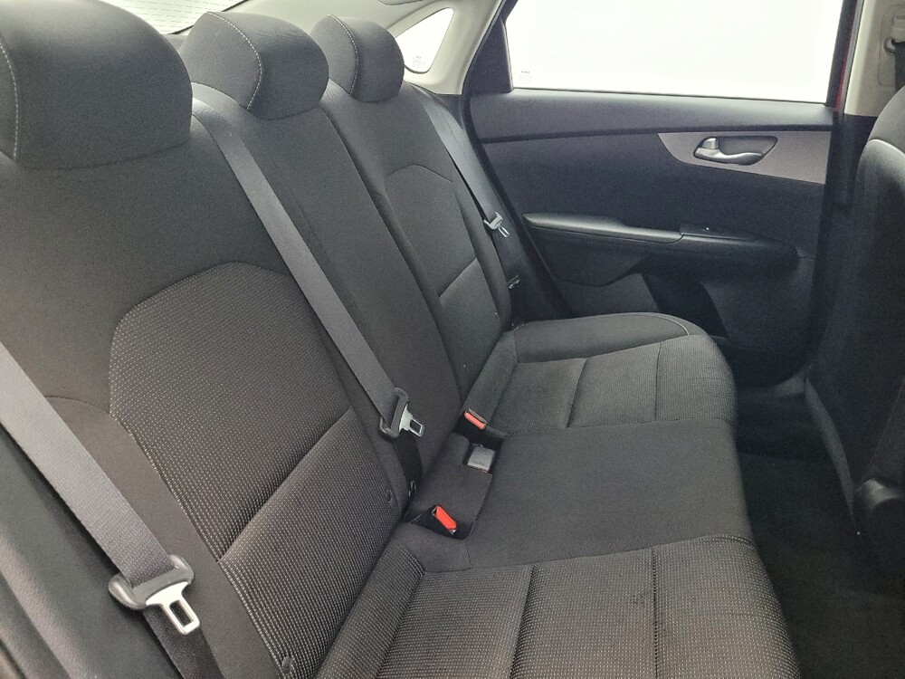2019 Kia Forte in Jacksonville, FL 32210 - 18135665 19