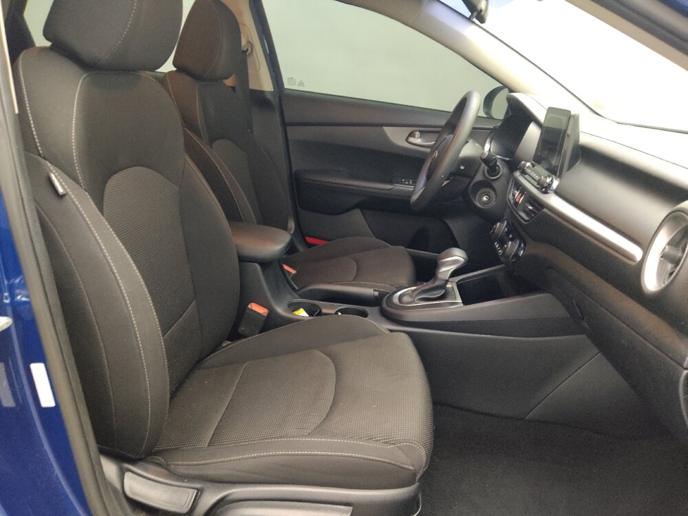 2019 Kia Forte in Jacksonville, FL 32210 - 18135667 21
