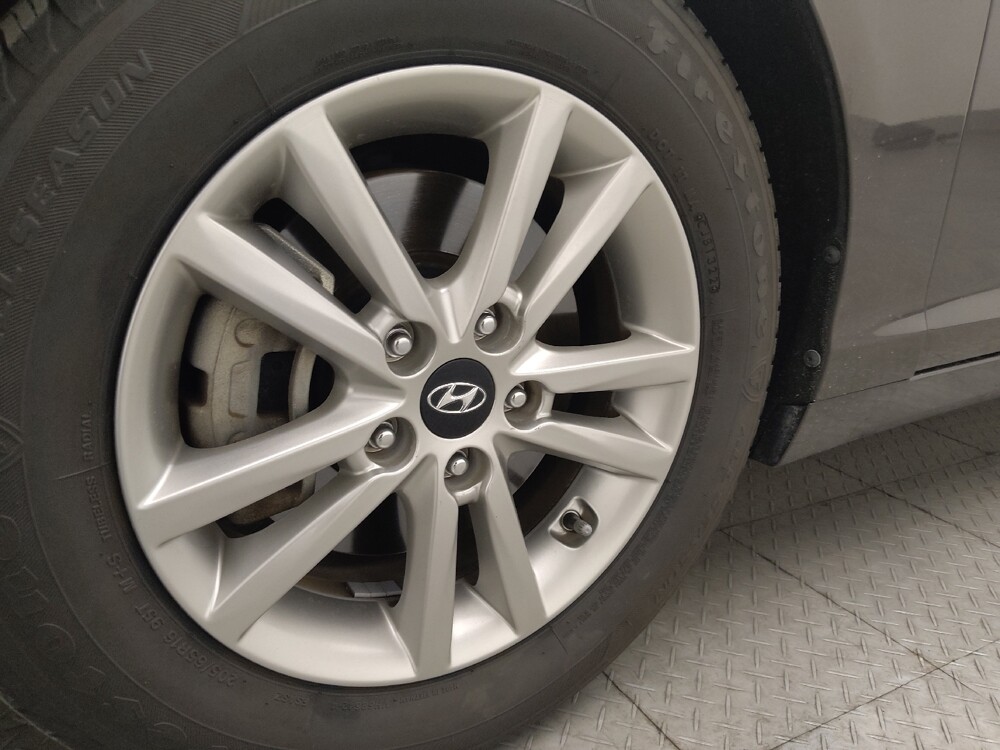 2017 Hyundai Sonata in Salem, VA 24153 - 18135669 31