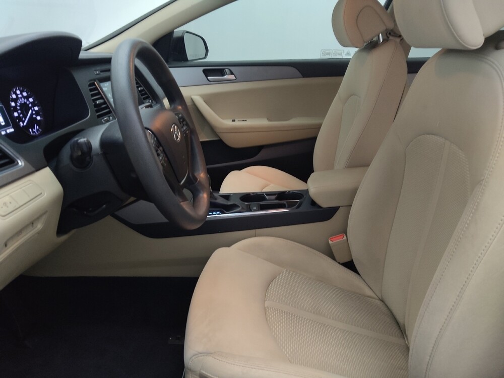 2017 Hyundai Sonata in Salem, VA 24153 - 18135669 17