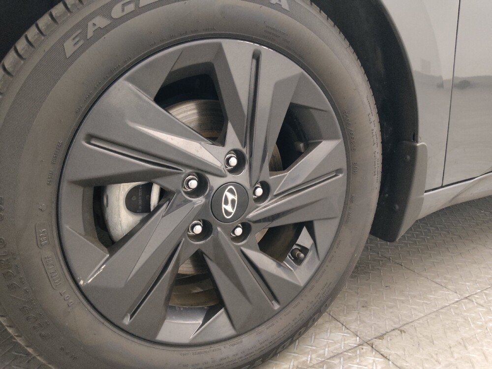 2023 Hyundai Elantra in Jacksonville, FL 32210 - 18135673 31