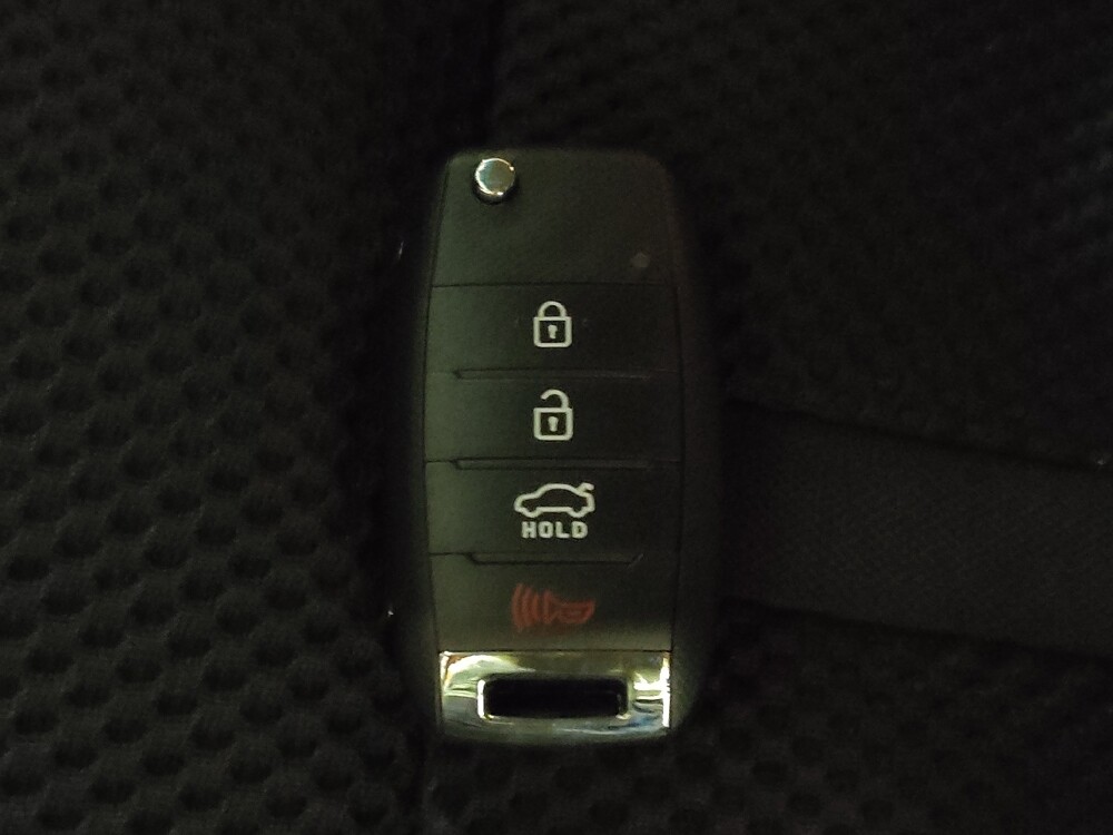 2020 Kia Optima in Savannah, GA 31419 - 18135682 32