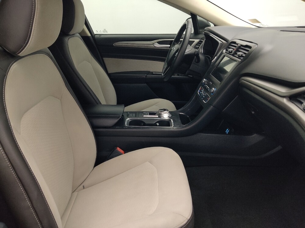 2020 Ford Fusion in Savannah, GA 31419 - 18135686 21