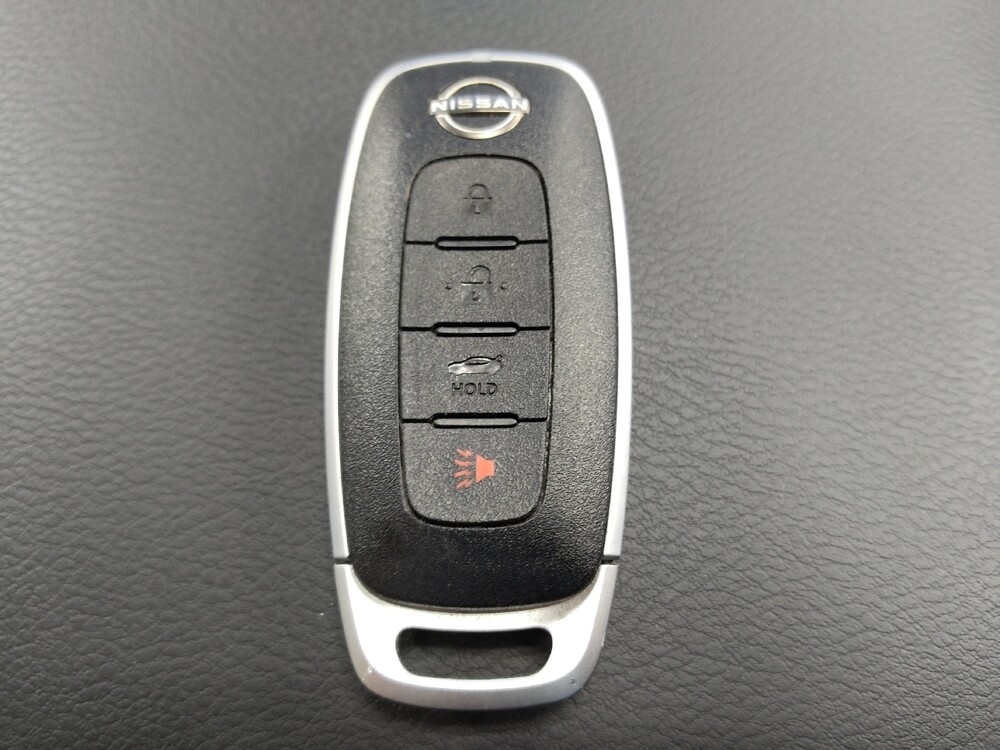 2025 Nissan Versa in Wilmington, NC 28405 - 18135698 32