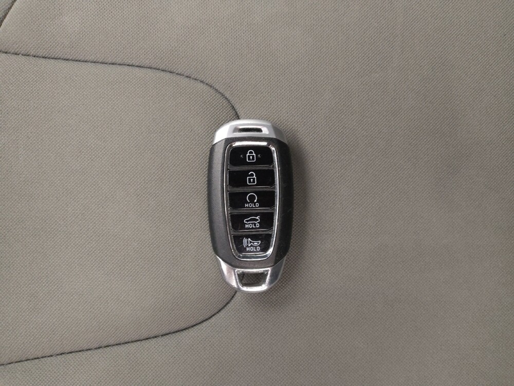 2021 Hyundai Elantra in Conway, SC 29526 - 18135699 32