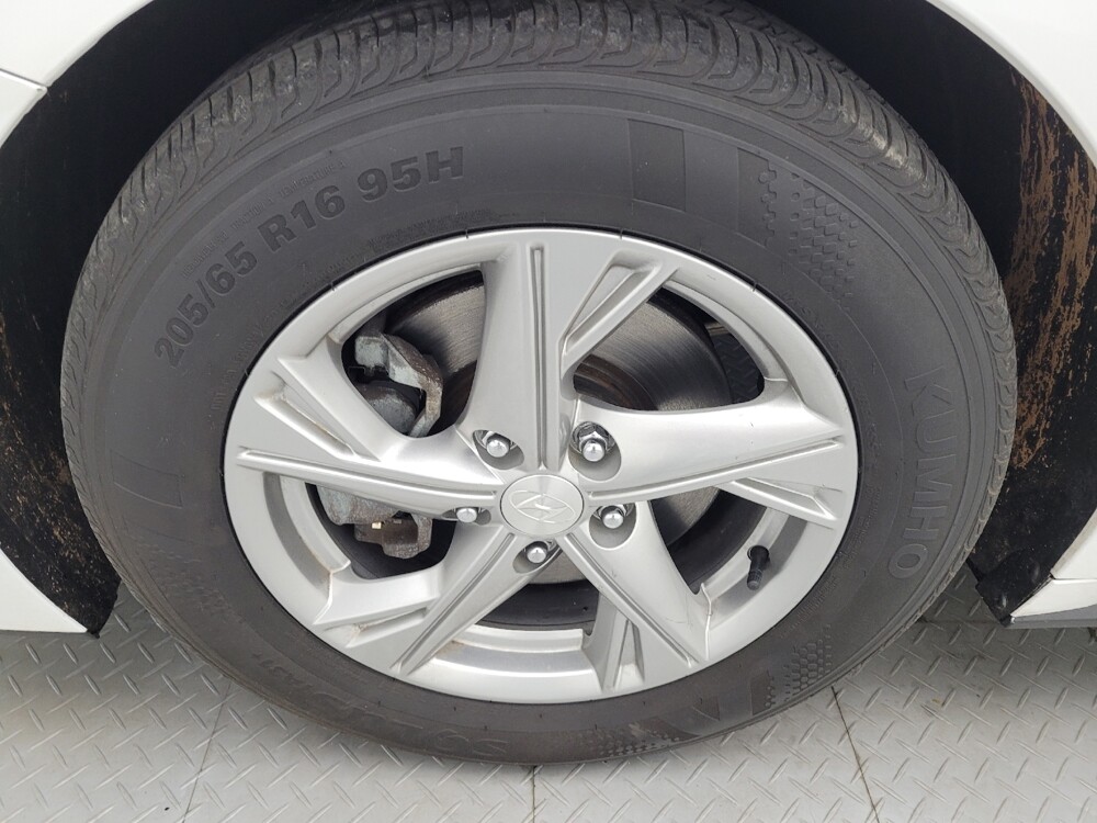 2022 Hyundai Sonata in Greenville, SC 29607 - 18135715 31
