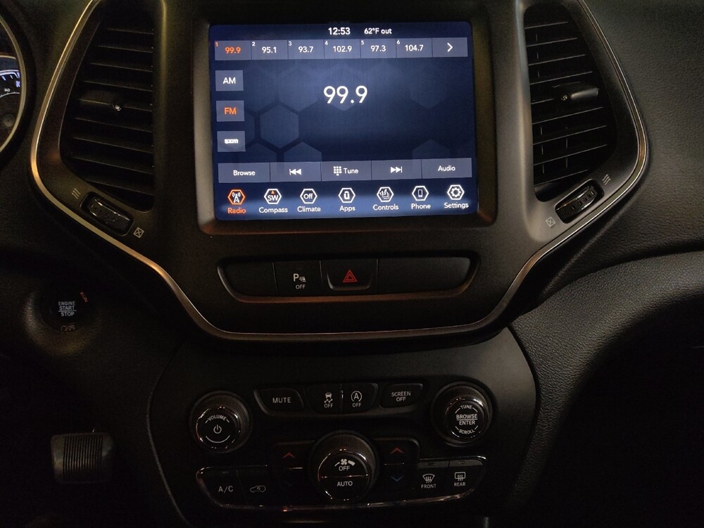 2019 Jeep Cherokee in Conway, SC 29526 - 18135732 25