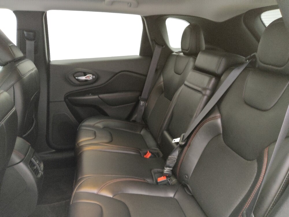 2019 Jeep Cherokee in Conway, SC 29526 - 18135732 18