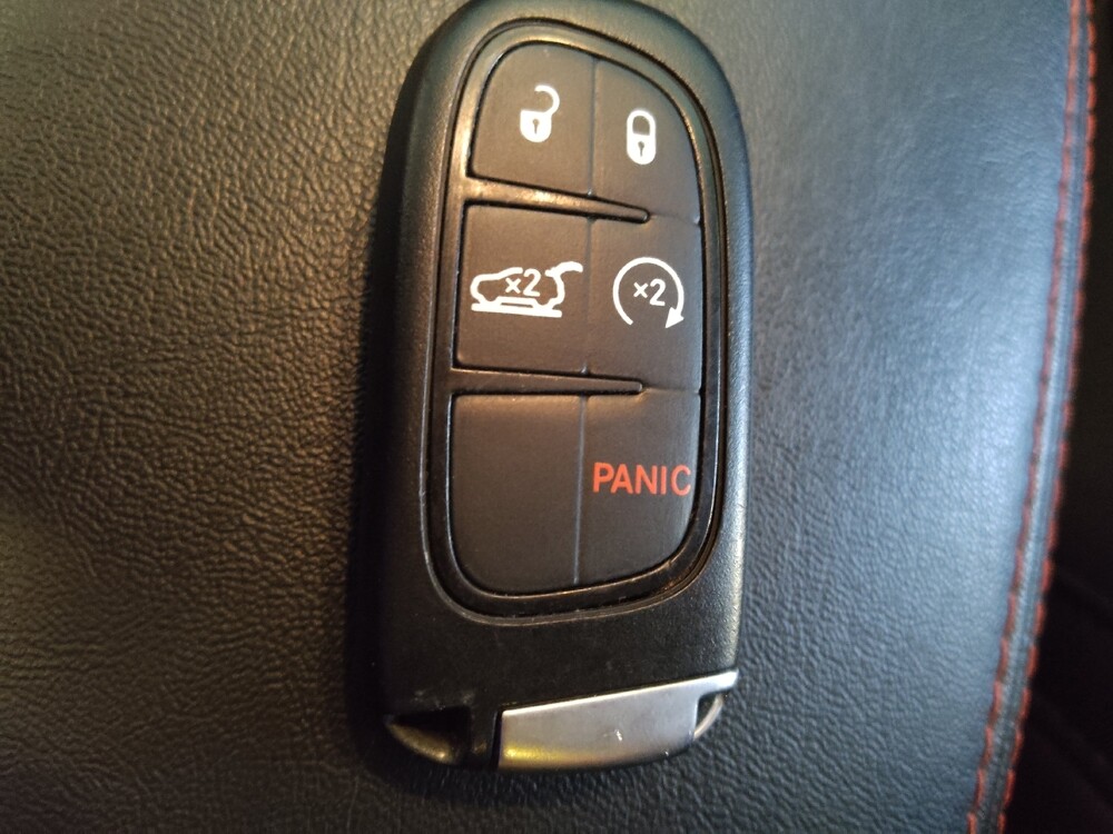 2019 Jeep Cherokee in Conway, SC 29526 - 18135732 32