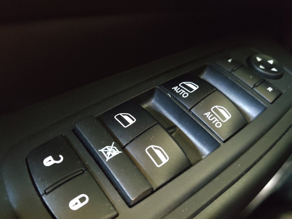 2019 Jeep Cherokee in Conway, SC 29526 - 18135732 27