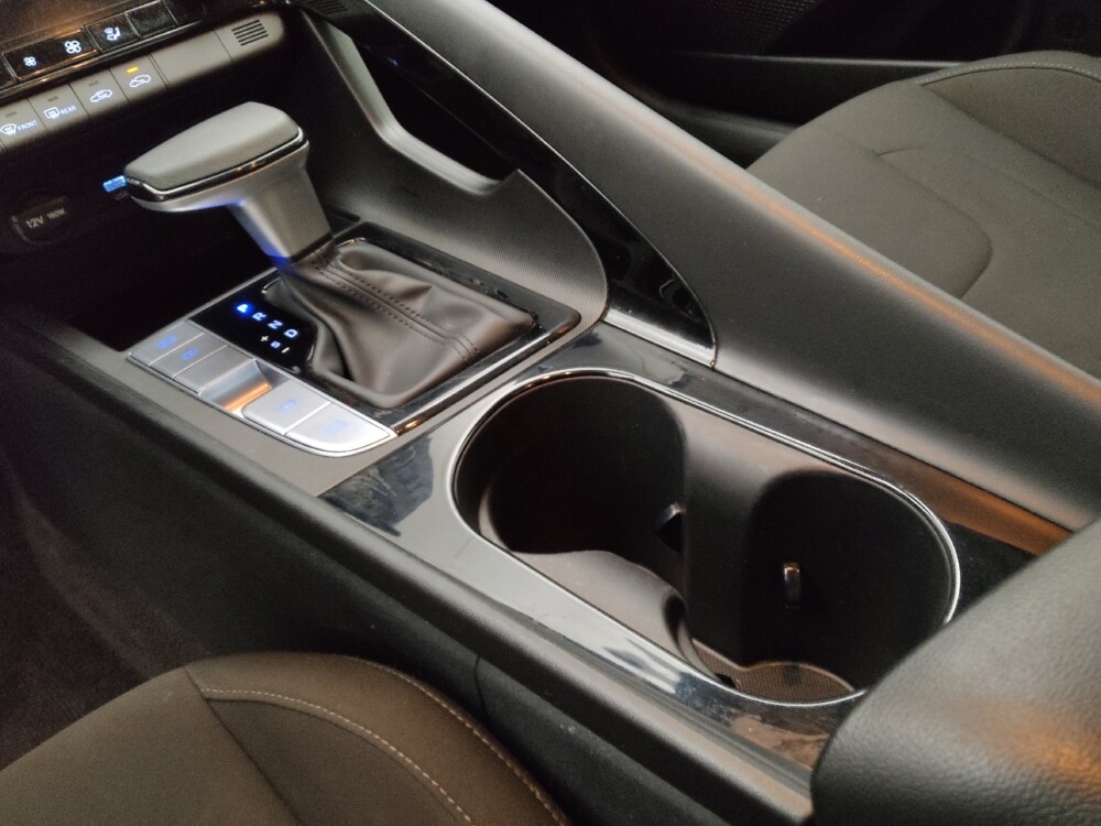 2025 Hyundai Elantra in Denver, CO 80012 - 18135754 26
