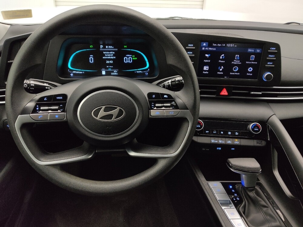 2025 Hyundai Elantra in Denver, CO 80012 - 18135754 22