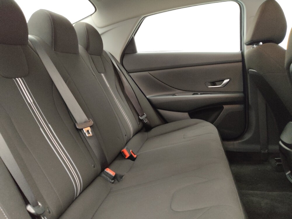 2025 Hyundai Elantra in Denver, CO 80012 - 18135754 19