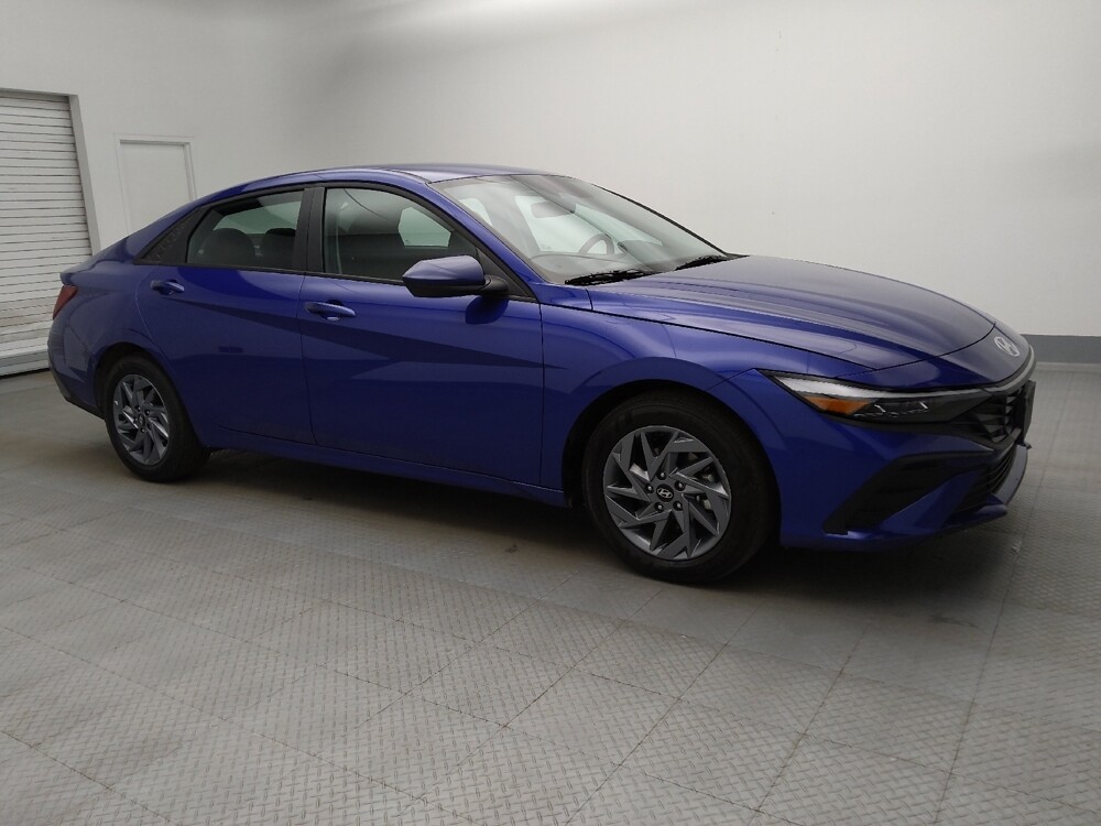 2025 Hyundai Elantra in Denver, CO 80012 - 18135754 11