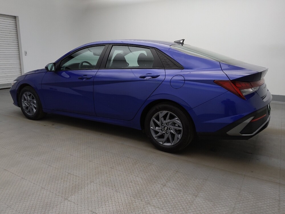 2025 Hyundai Elantra in Denver, CO 80012 - 18135754 3