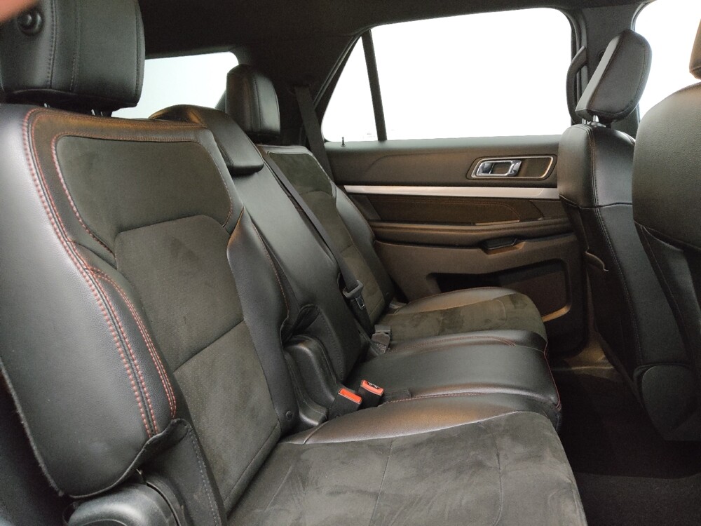 2018 Ford Explorer in Lakewood, CO 80215 - 18135757 19