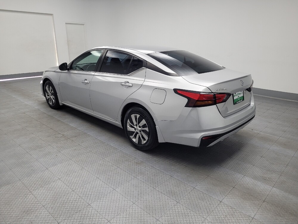 2021 Nissan Altima in Madison, TN 37115 - 18135762 5