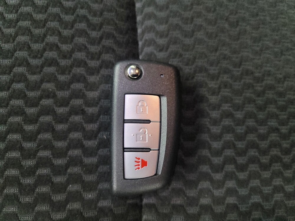 2020 Nissan Rogue Sport in Memphis, TN 38128 - 18135772 32