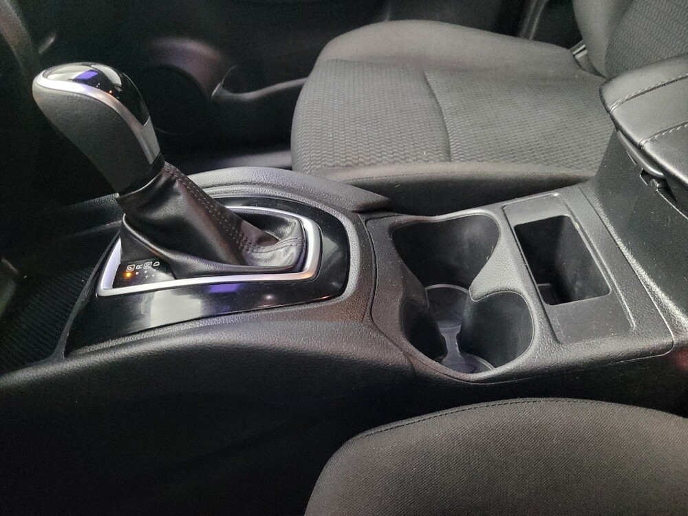 2020 Nissan Rogue Sport in Memphis, TN 38128 - 18135772 26