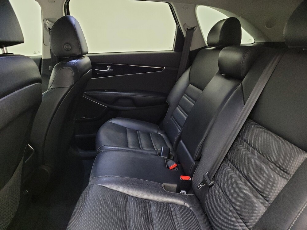 2020 Kia Sorento in Huntsville, AL 35816 - 18135775 18
