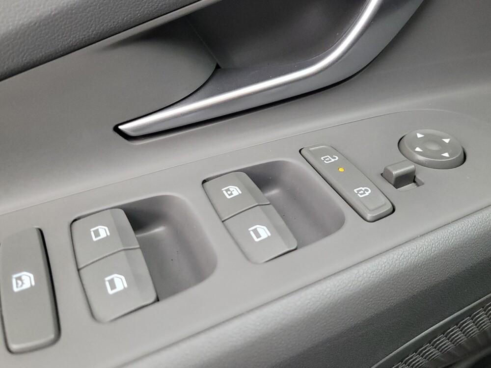 2025 Hyundai Elantra in Antioch, TN 37013 - 18135779 27