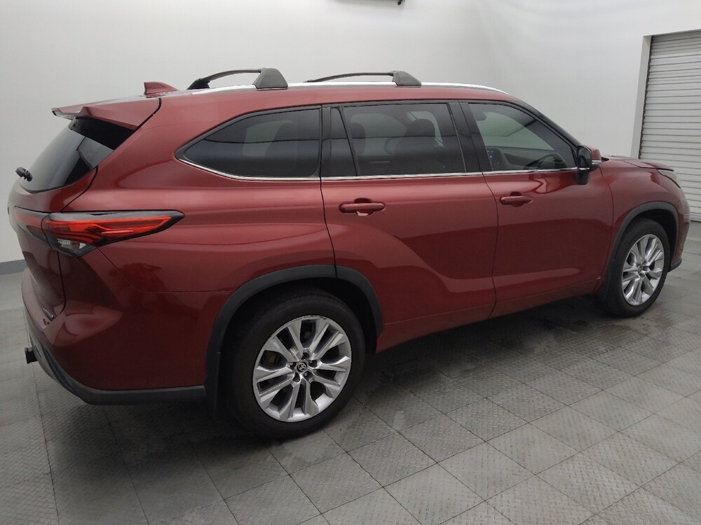 2020 Toyota Highlander in Round Rock, TX 78664 - 18135783 10